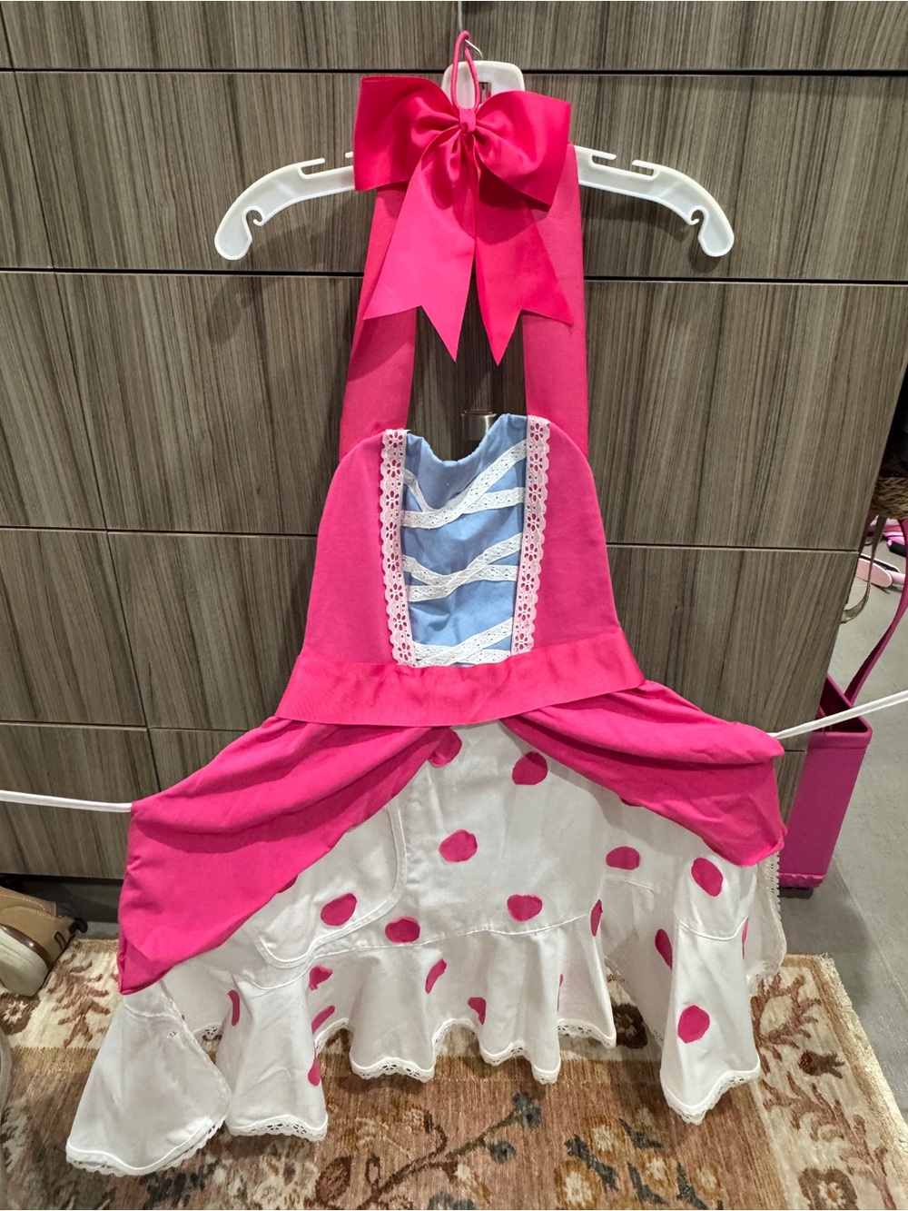 Women’s Bo Peep Apron Pink & White Polka Dot Costume - Picture 4 of 6